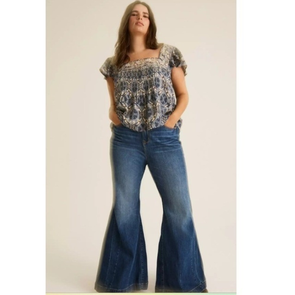 NWT Torrid Festi Pintuck Flutter-Sleeve Tank Boho Blue Embroidered Sz 14 16